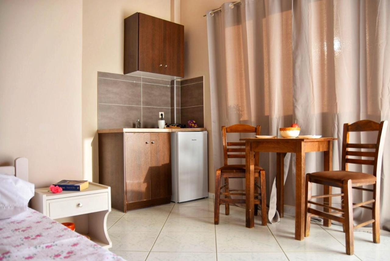 Anemomylos Apartments Ликсури Экстерьер фото