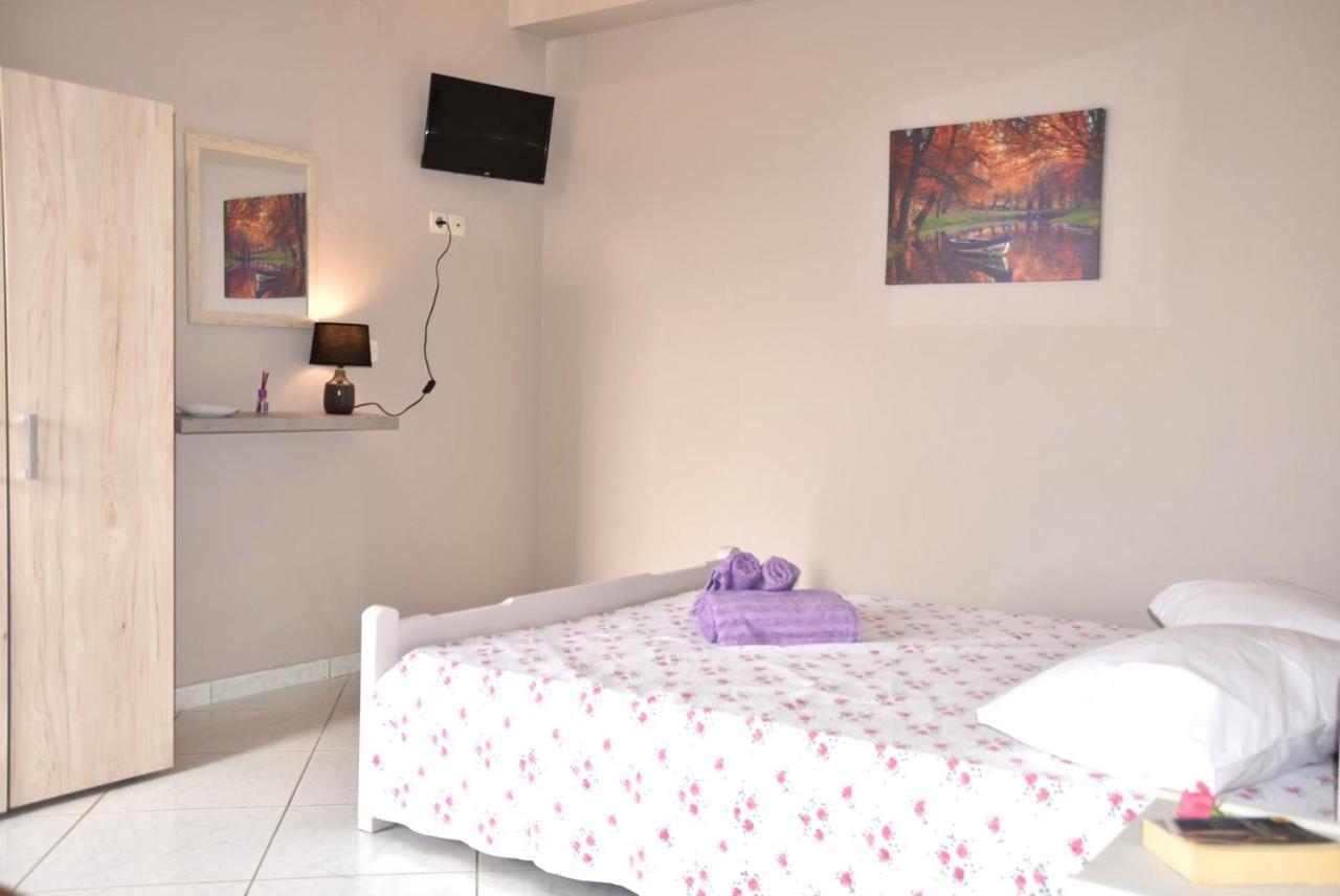 Anemomylos Apartments Ликсури Экстерьер фото