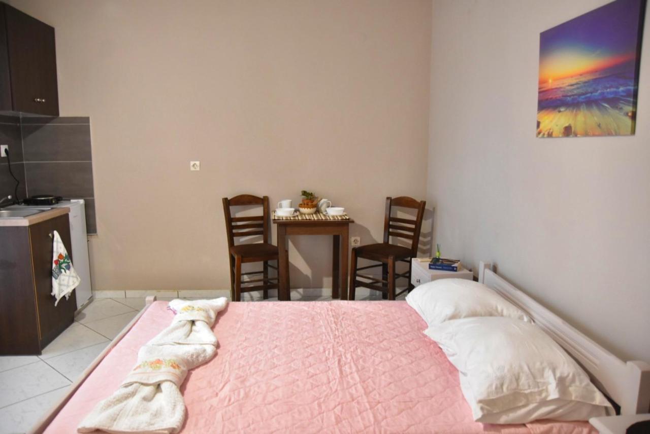 Anemomylos Apartments Ликсури Экстерьер фото